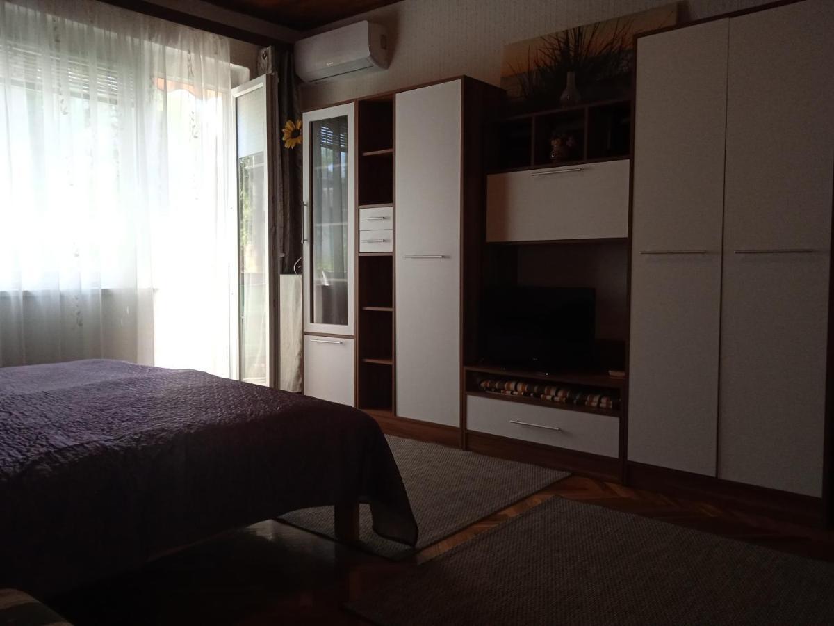 Balaton-Lak Apartmanhaz Siófok Exterior foto